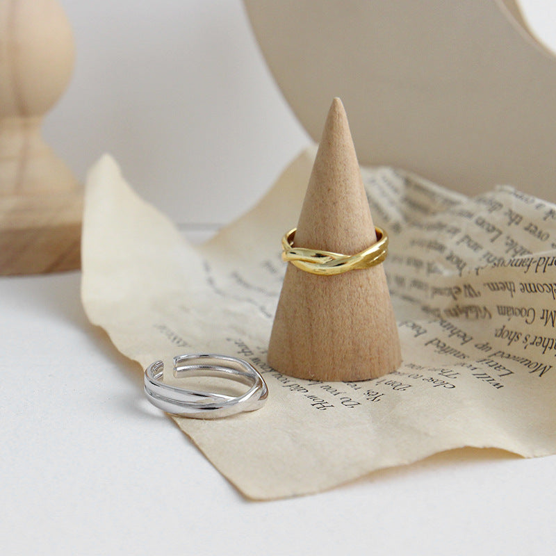 Minimalist Interwoven twist Ring gold plated