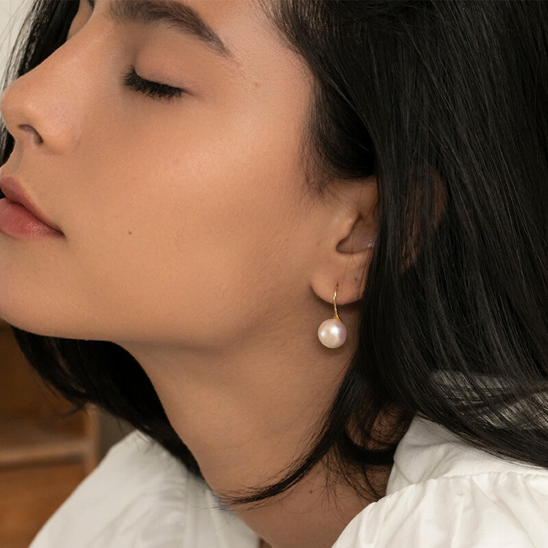 Delicate Dainty Natural Round Pearl Drop Earrings