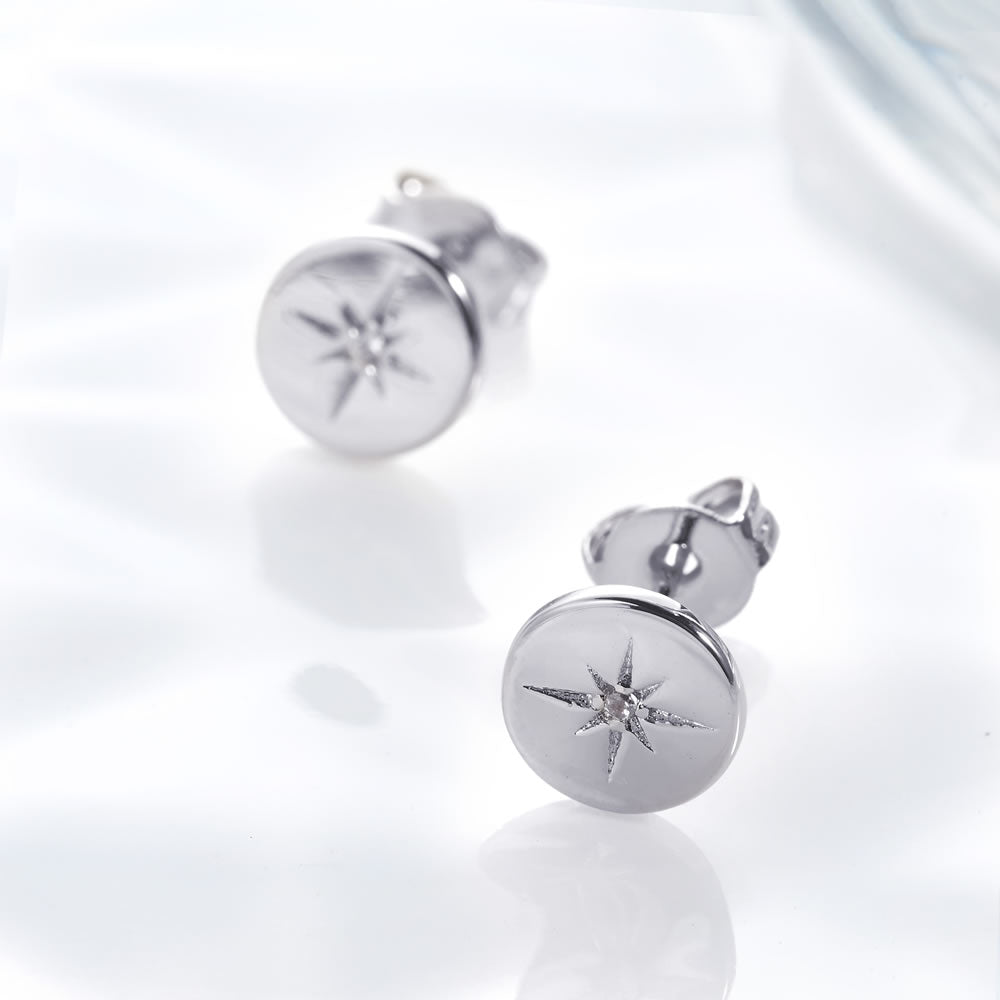 Round Disc Star Stud Earrings